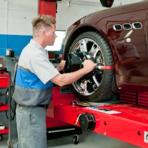 Tire Service at European Auto Technicians